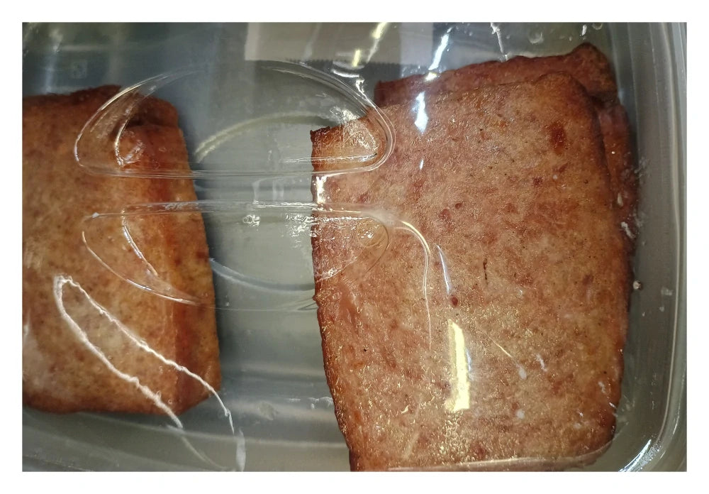 Grilované řeznická sekaná (teplý výrobek) cca 270g